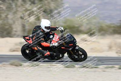 media/Dec-01-2025-Moto Forza (Mon) [[2daa91e15f]]/2-Intermediate Group/Session 3 (Turn 7 Inside Pans)/